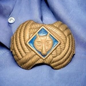 Vintage Cub Scout Wolf Neckerchief Clip Gold Blue Metal Rare BSA Collectible